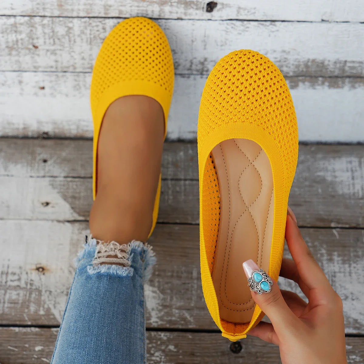 Women Round Toe Flat Shoes Solid Color Knitted Slip on Shoes Casual Breathable Ballet Flats Women Mesh Flat Shoes Loafers Woman